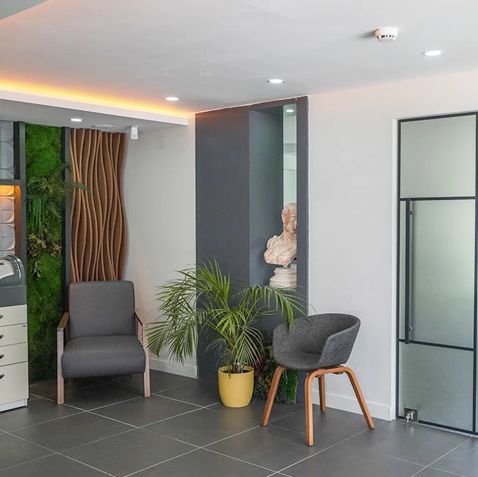 Özdemir Dental Center · Klinikfoto 5