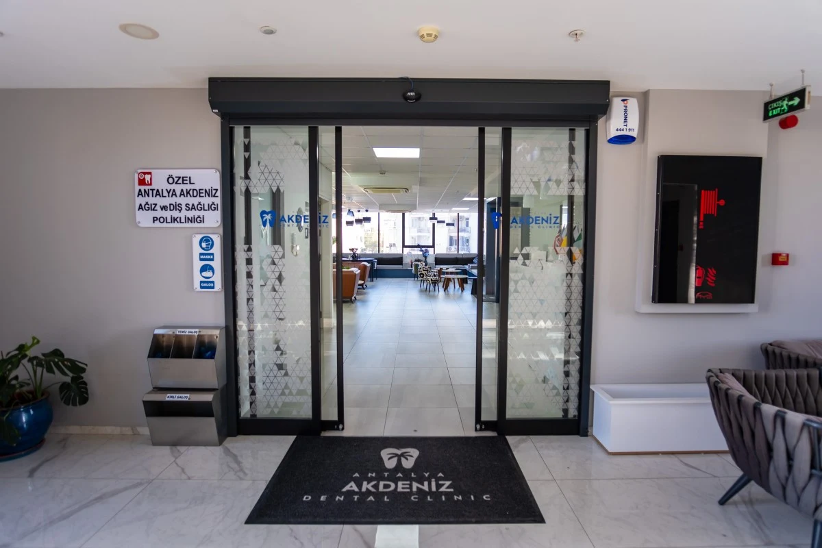 Akdeniz Dental Clinic · Clinic photo 2